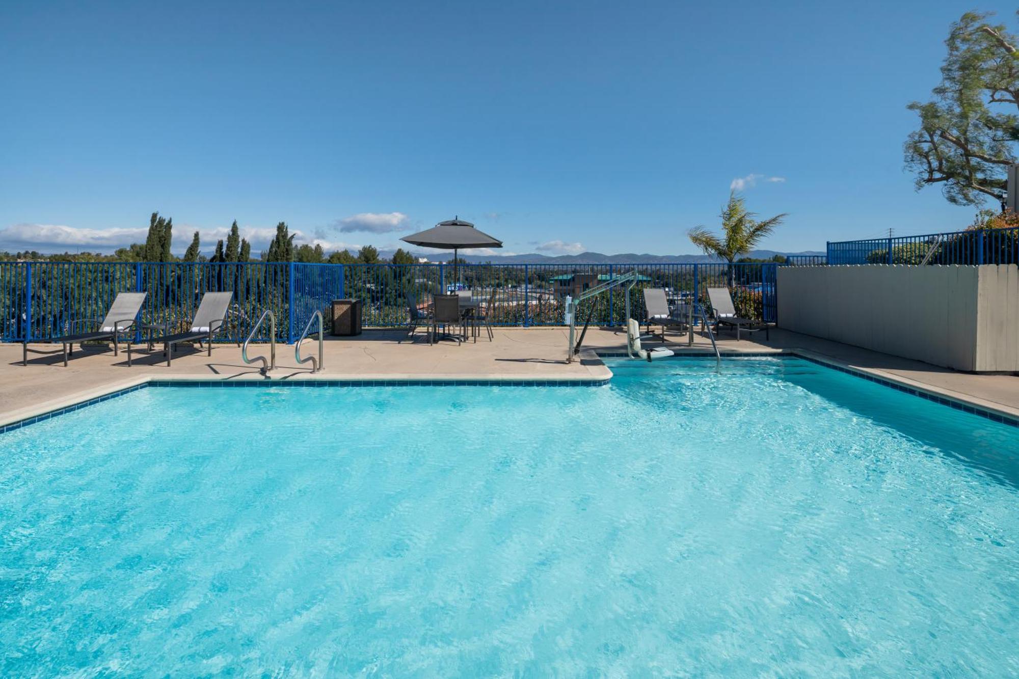 Fairfield Inn By Marriott Santa Clarita Valencia Eksteriør billede